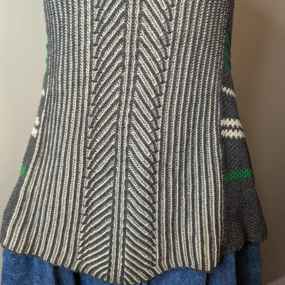 Cabi trident striped sweater - Picture 2 of 5